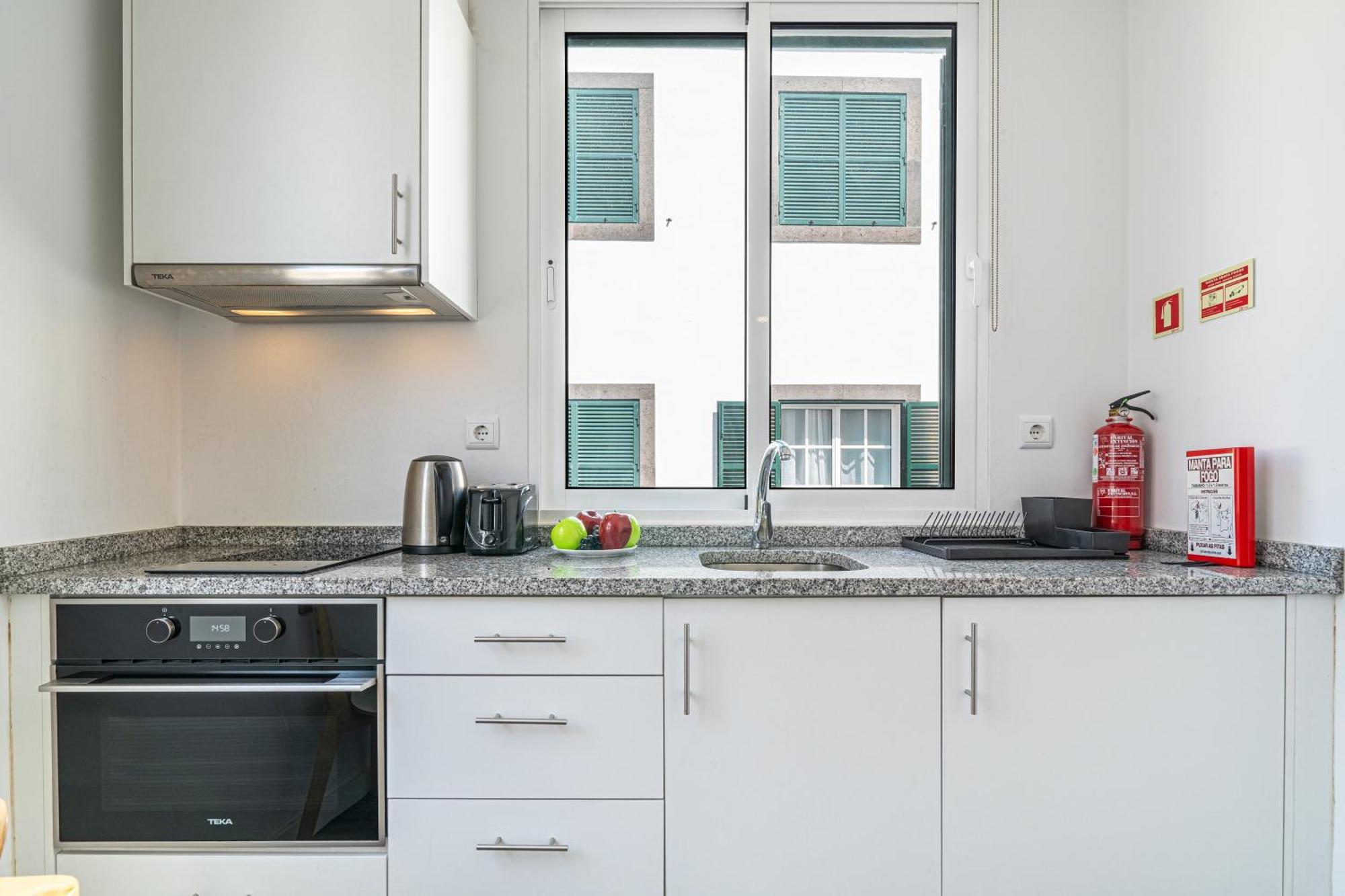 Tanoeiros Apartments فونشال المظهر الخارجي الصورة